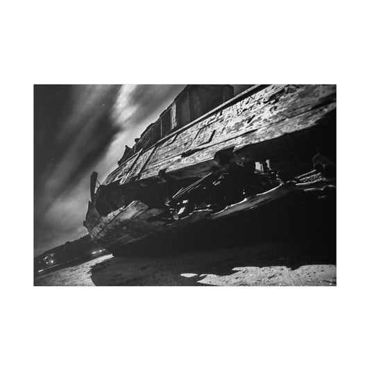 Shipwreck in Inverness (B&W) - Canvas