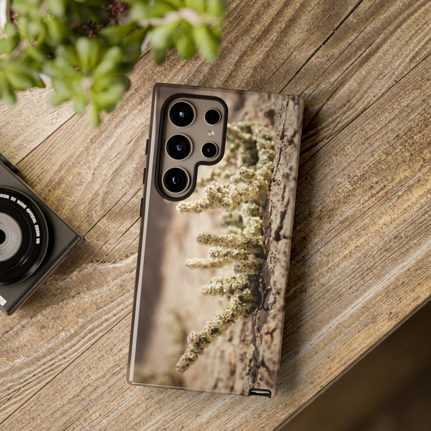 Resilient Life in the Badlands - Phone Case