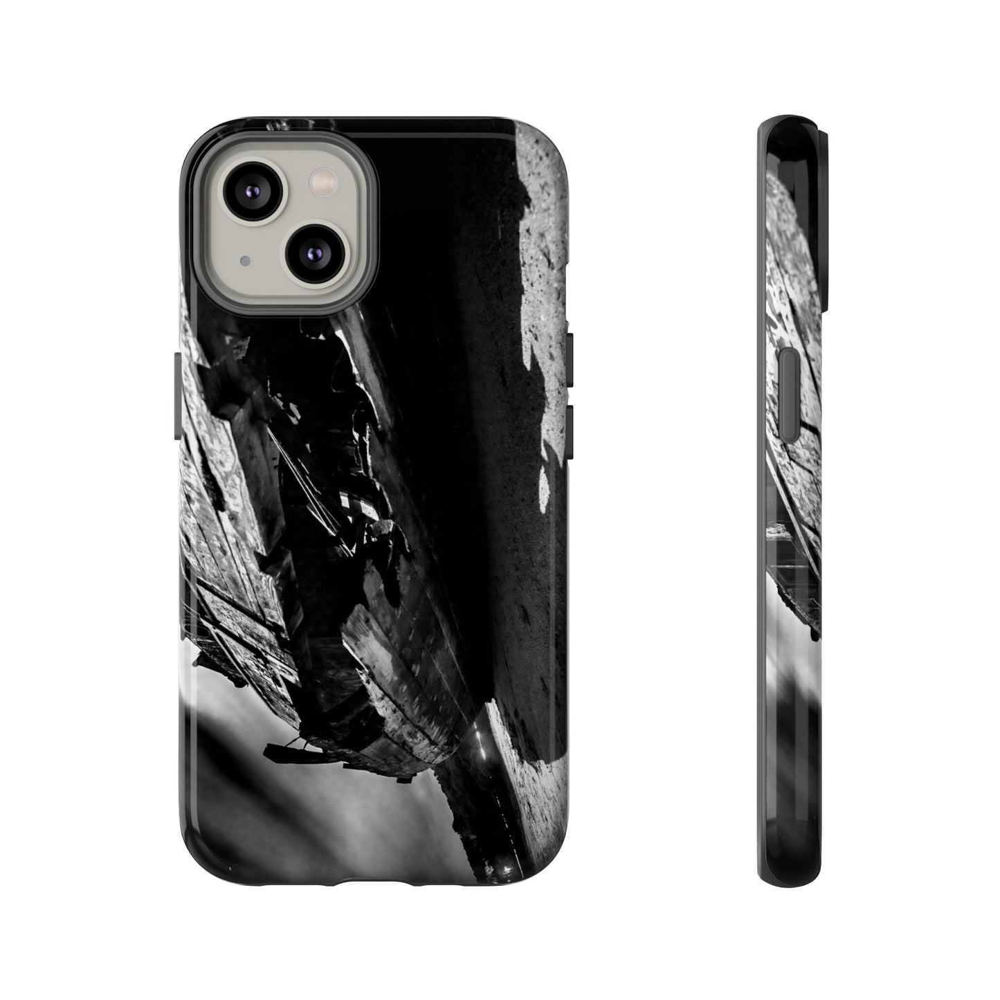 Shipwreck in Inverness (B&W) - Phone Case