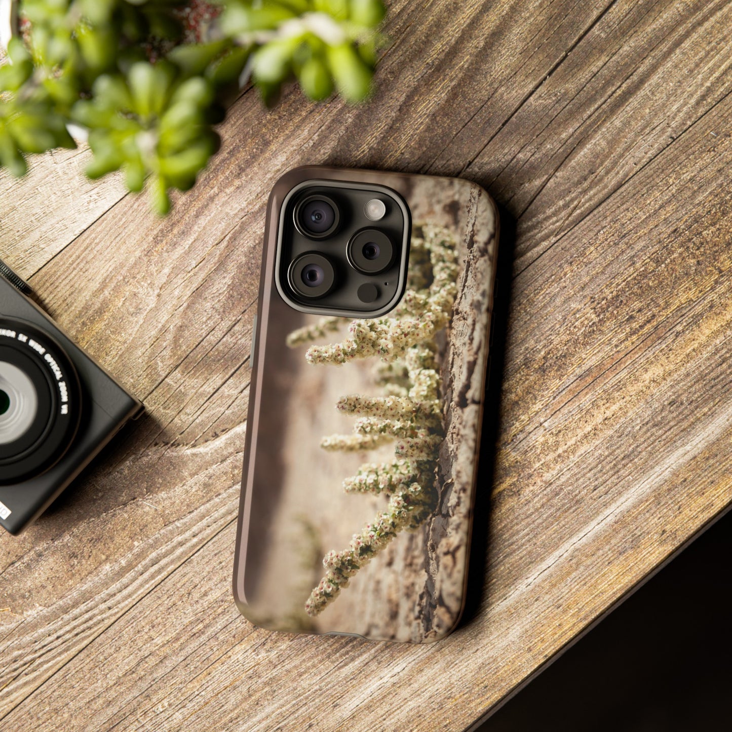 Resilient Life in the Badlands - Phone Case