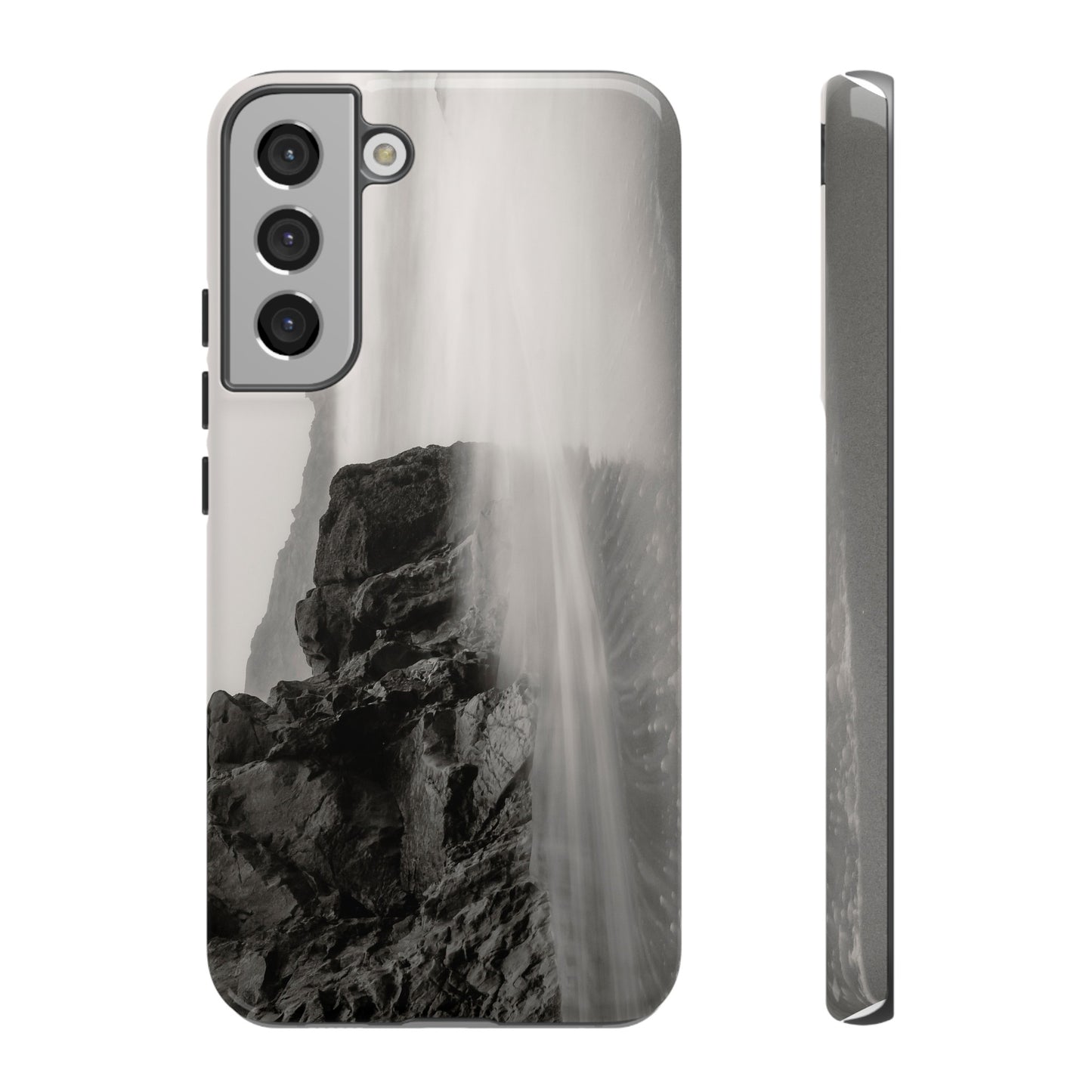 Tranquil Tides: A Black and White Seascape - Phone Case